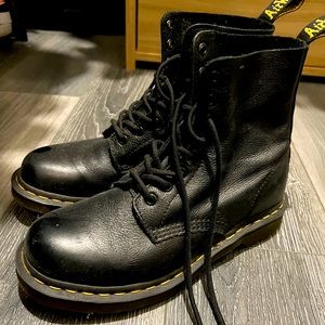 Dr. Martens 1460 lace up shoe